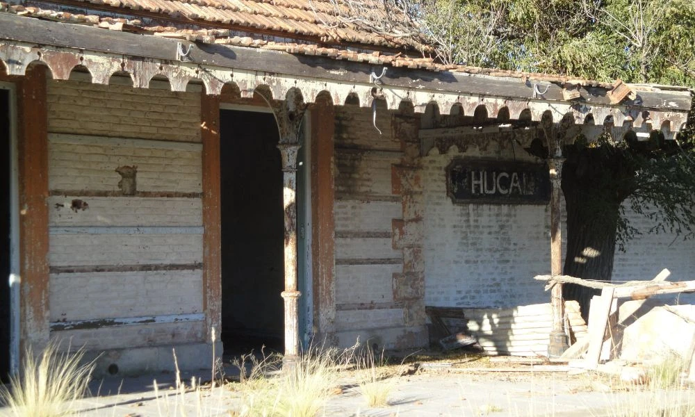 Cartel del pueblo más pequeño de La Pampa.