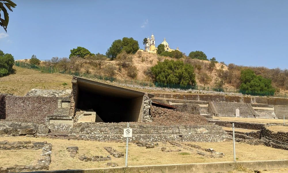 Paisajes de la Gran Pirámide de Cholula.