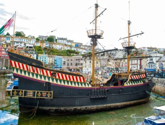 Golden Hind: historia e información inédita del famoso barco que dio la vuelta al mundo entre 1577 y 1580