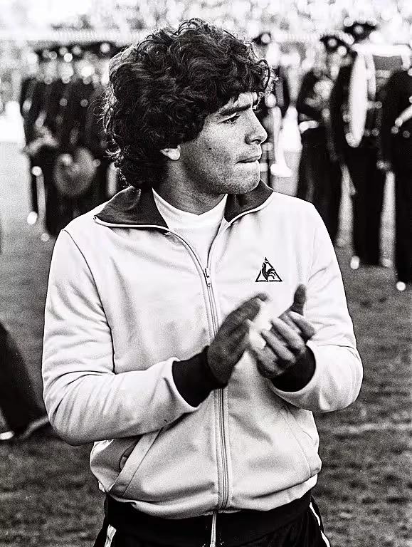 Irlanda: el sorprendente mural en honor a Maradona que recuerda su paso por esas tierras