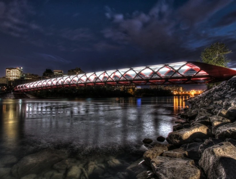 Puente de la Paz: la curiosa estructura de Canadá que tiene 130 metros y fue diseñada para soportar inundaciones que ocurren cada 100 años