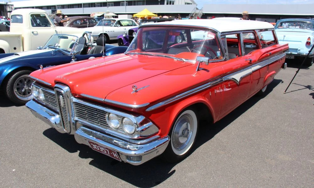 Aspecto del Ford Edsel.