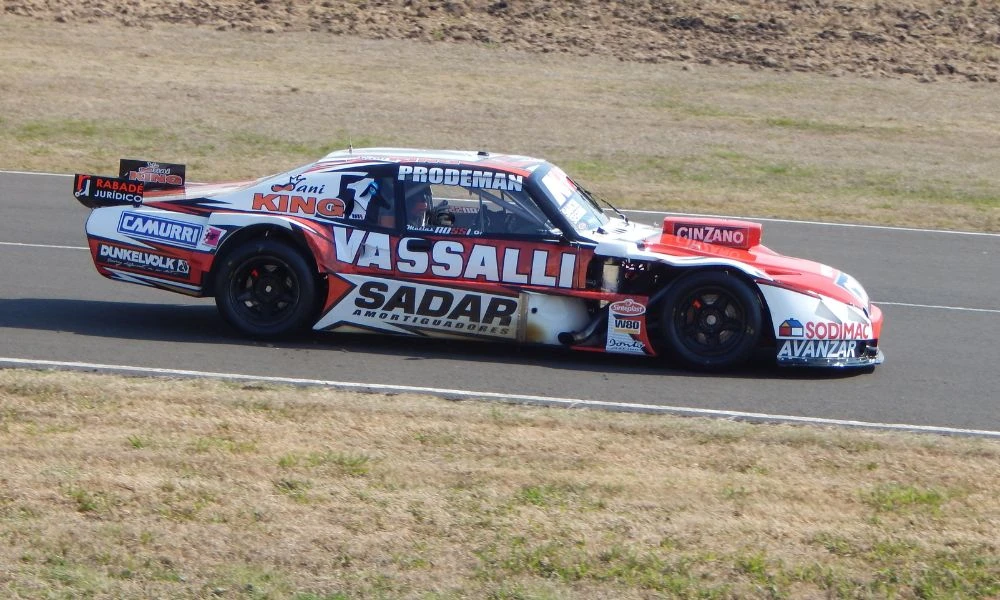 La Chevy en competencia.