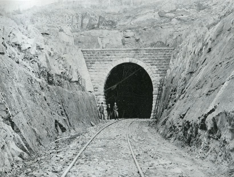 tunel-ferroviario