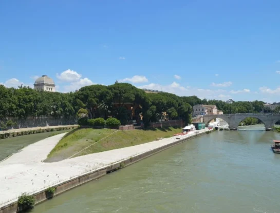Tiberina: la histórica isla de Roma que tiene un fuerte vínculo con la medicina italiana