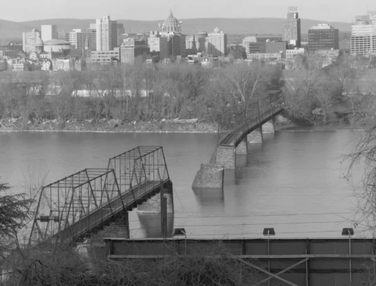 Walnut Street: el histórico puente de Estados Unidos que colapsó al chocar con témpanos de hielo