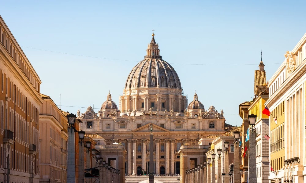 Basílica de San Pedro, sede papal