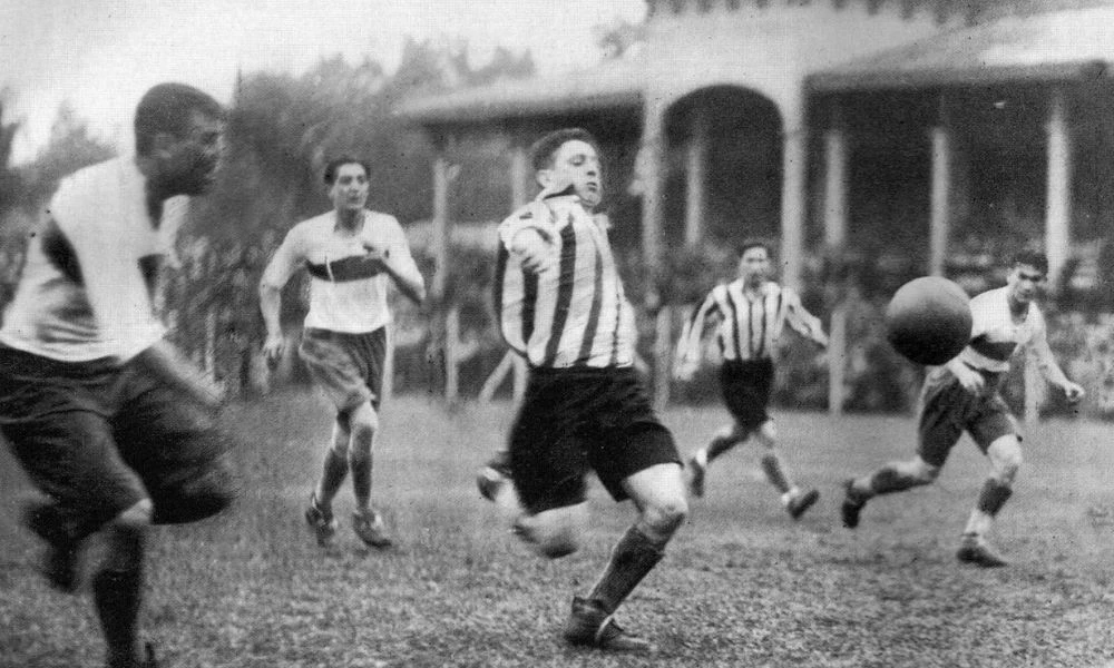 Clásico de La Plata: Gimnasia vs. Estudiantes en 1931.