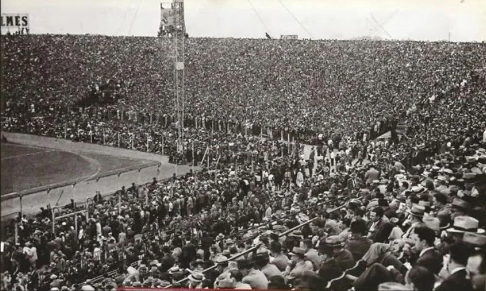 Estadio lleno.