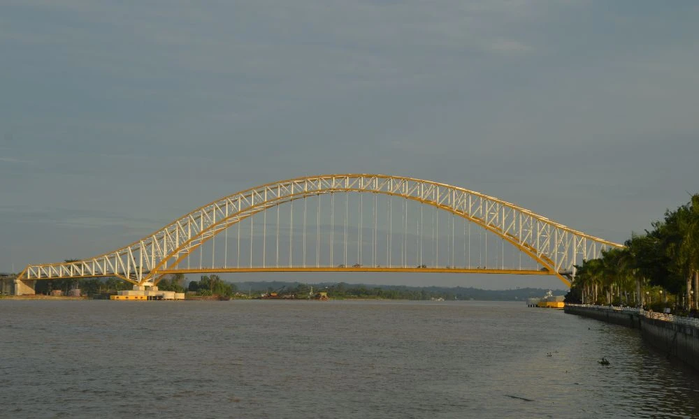 Puente Kutai Kartanegara y su nuevo diseño.