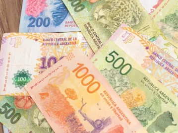 Cosas que pasaron un 1 de enero: desde la creación de Frankenstein hasta la aparición del peso como moneda de Argentina