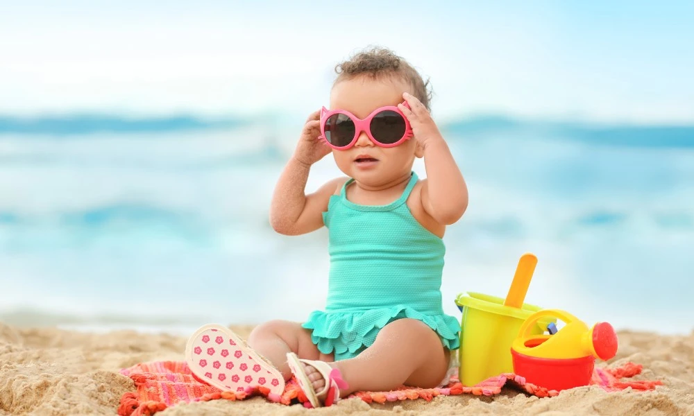 Crianza 2.0: cómo cuidar la piel de niños y niñas cuando llega el verano