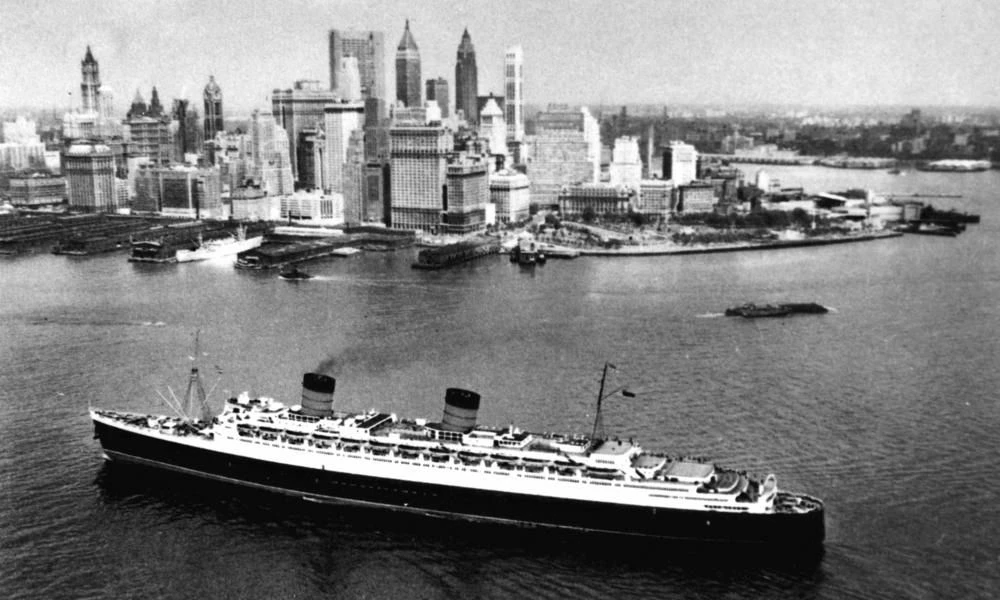 El barco en uno de sus viajes.