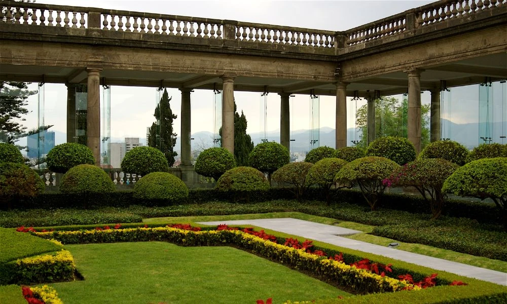 Jardines de la fortaleza.