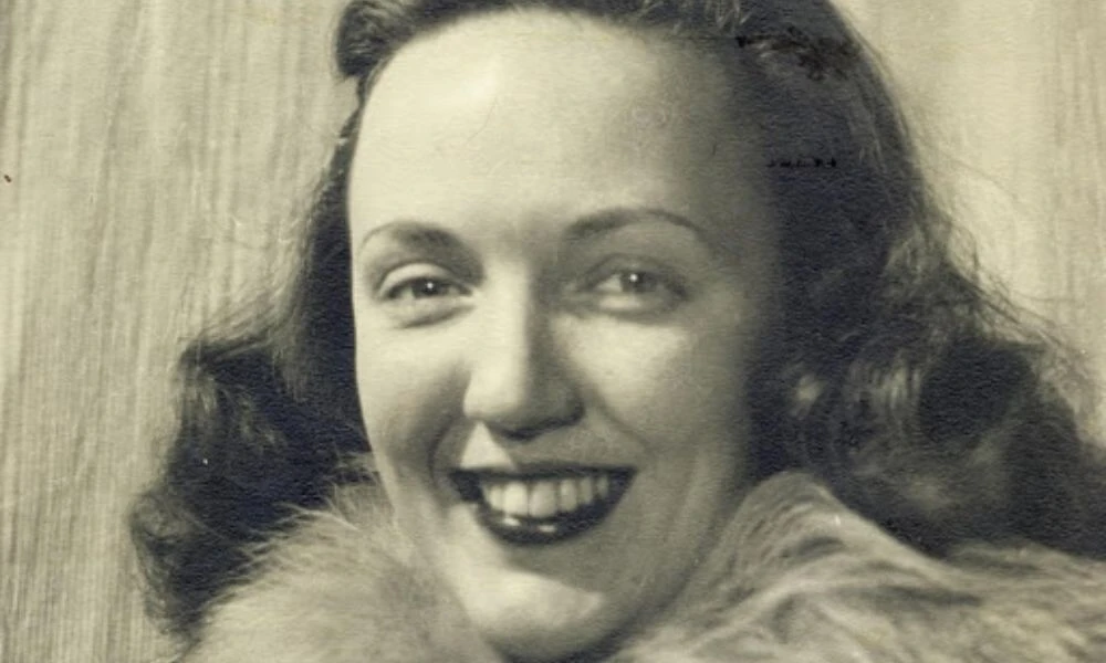 Caroline Mikkelsen en su juventud.