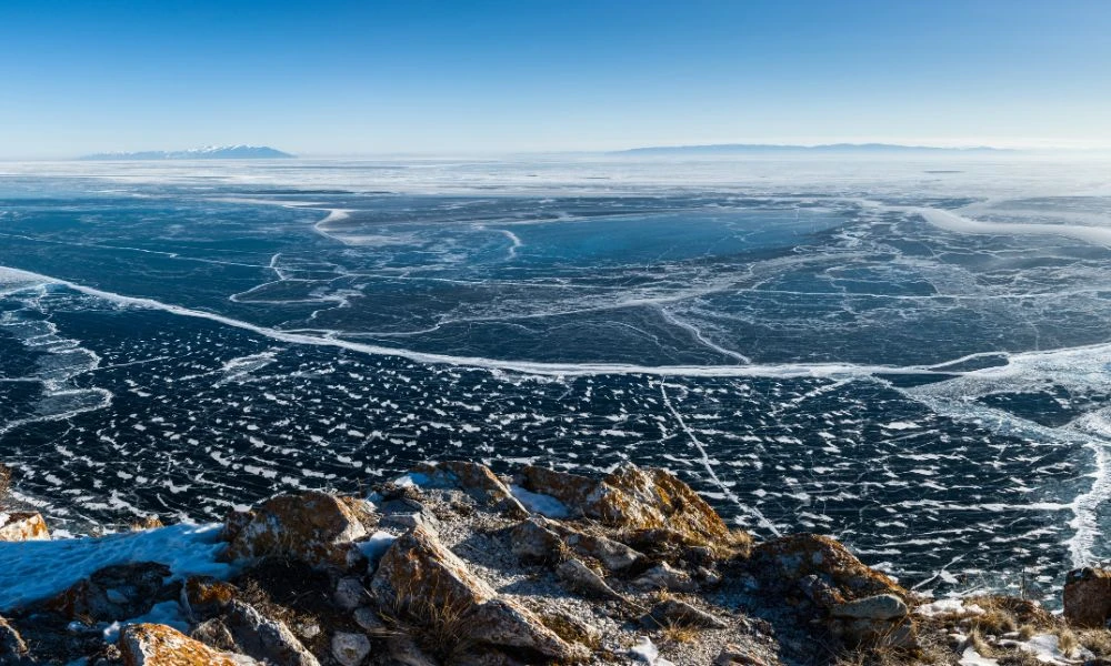 El lago Baikal congelado.