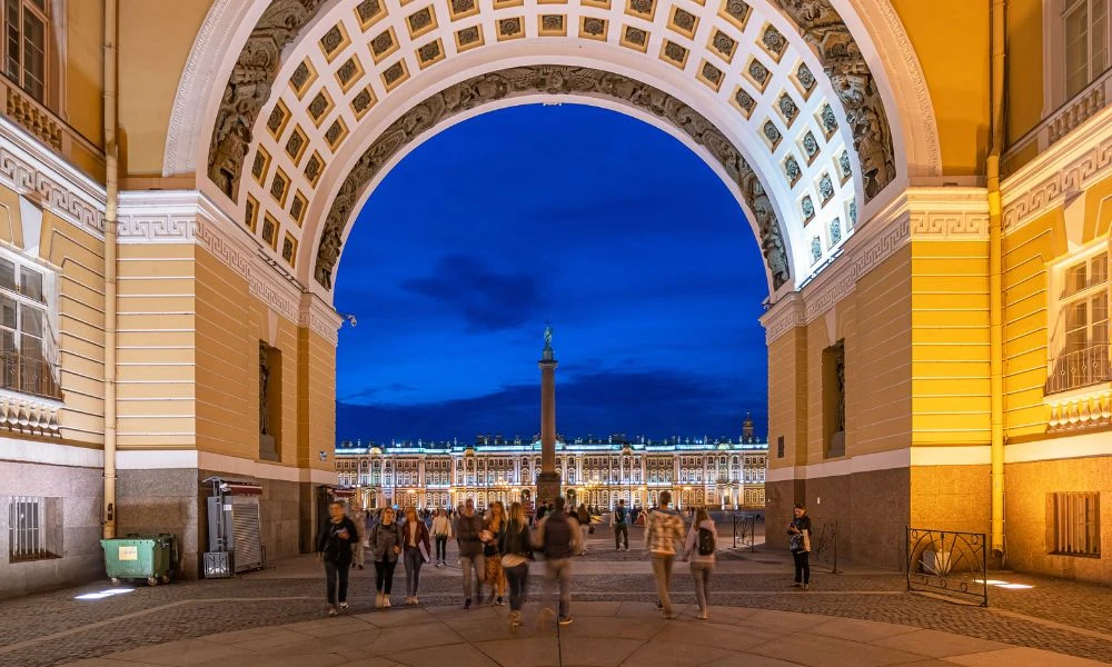 Ingreso a uno de los edificios.
