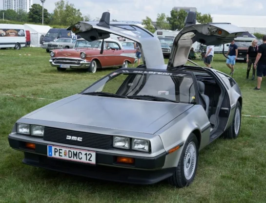 Historia y curiosidades del DMC DeLorean: el auto que inmortalizó "Volver al futuro"
