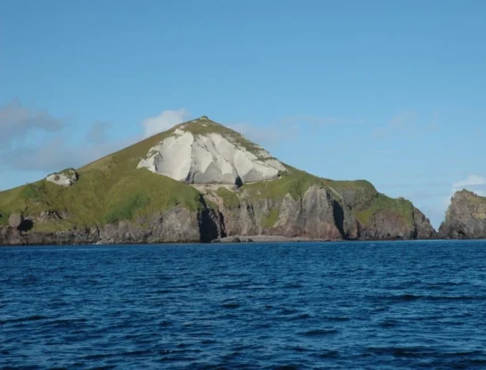 Islas Rata: el curioso y remoto territorio de Estados Unidos que se esconde en la inmensidad del océano Pacífico