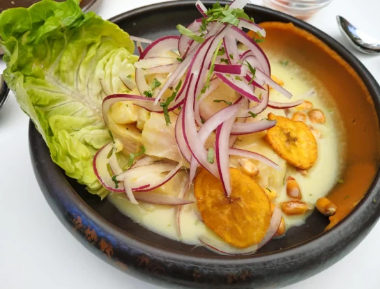 Cebiche o ceviche: por qué su nombre tiene una etimología tan discutida
