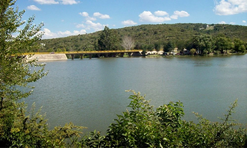 El famoso caudal de agua de Córdoba.