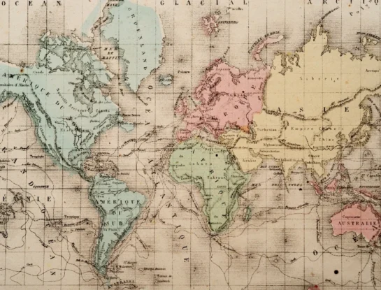 ¿Por qué el norte aparece arriba en casi todos los mapas?