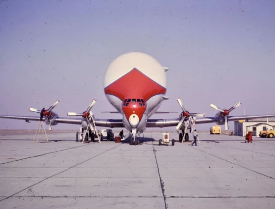 Aero Spacelines Super Guppy: el extraño avión de Estados Unidos que se estrenó en 1965 y aún sigue en servicio