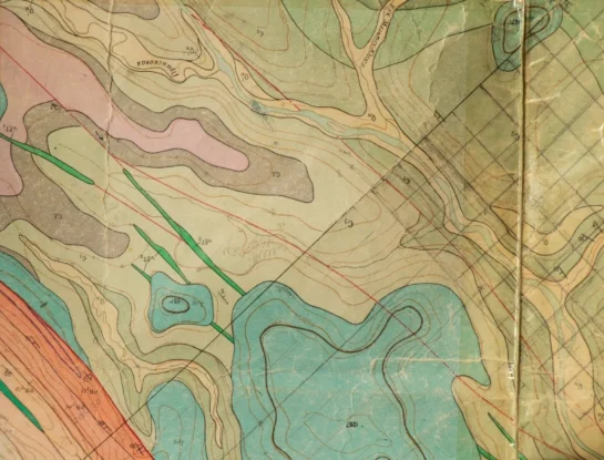 Curvas de nivel: cómo unas líneas permiten leer montañas y valles en un mapa