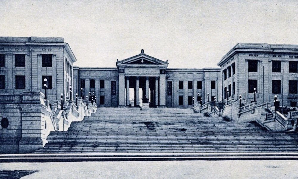 Foto antigua de la Universidad de La Habana.