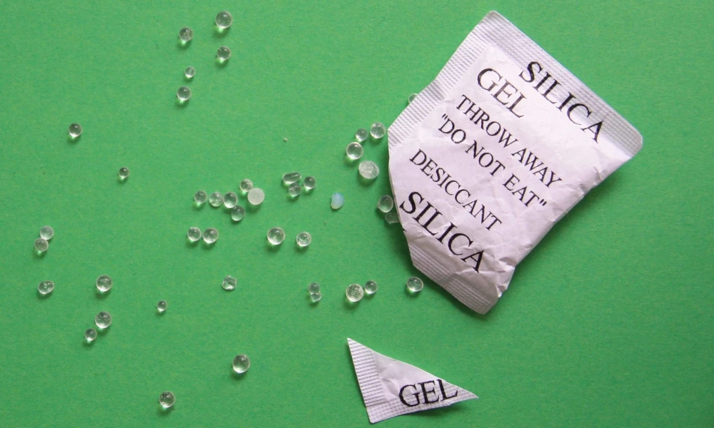 Qué son y para qué sirven las bolsitas de silica gel