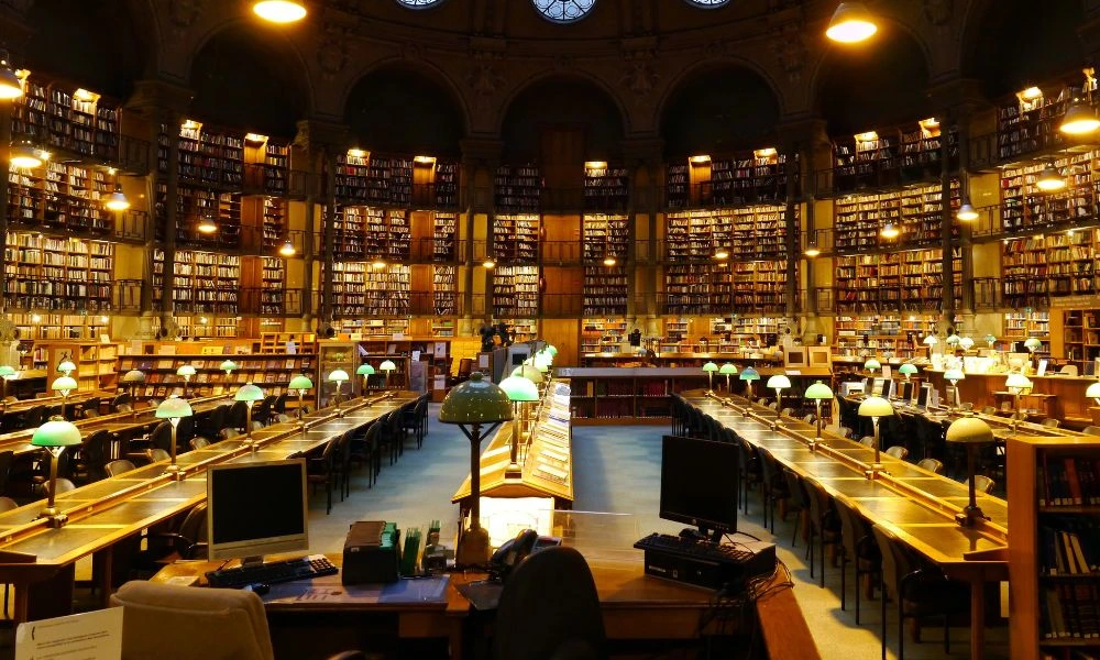 Vistas a las instalaciones de la institución.