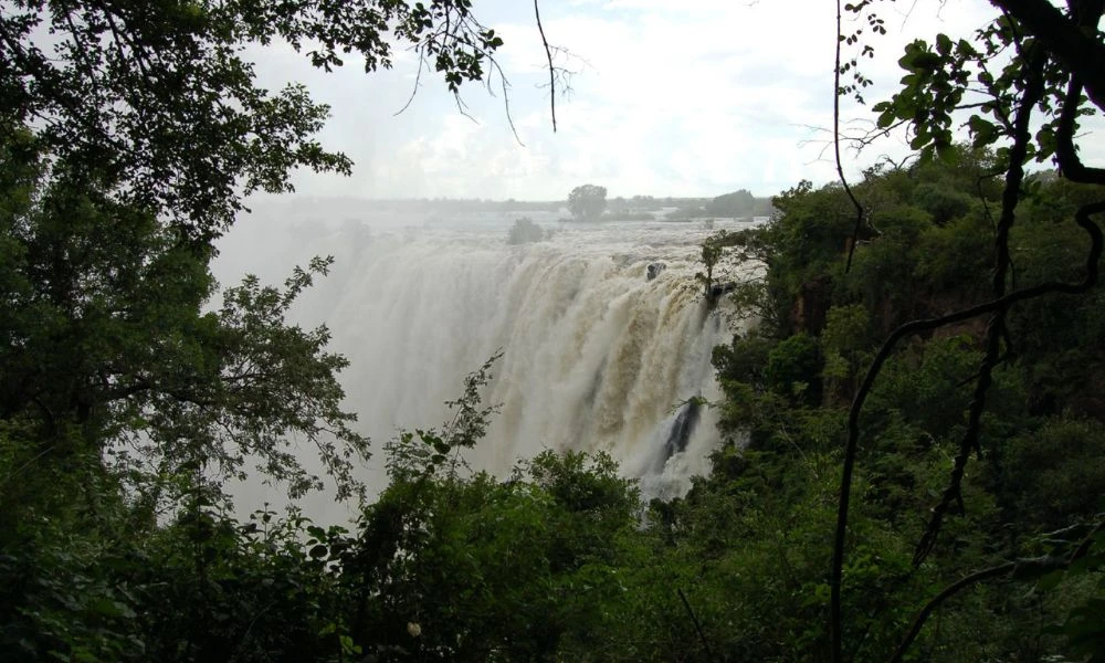 Vistas a la caída del agua.