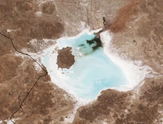 Qué es el salar de Coipasa y por qué sorprende en el altiplano de Bolivia
