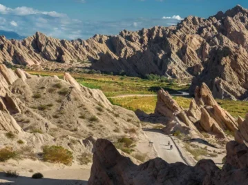 Quebrada de las Flechas: el curioso paisaje salteño con rocas que parecen lanzas gigantes