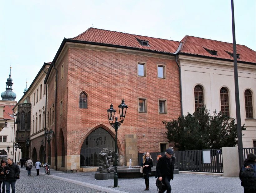 universidad-carolina