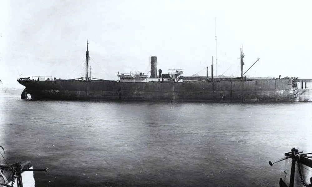 El RMS Empress of Ireland tras el accidente.