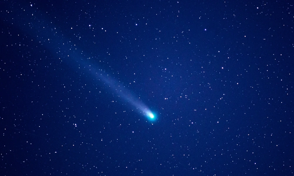 Cuál es la diferencia entre un cometa y un asteroide