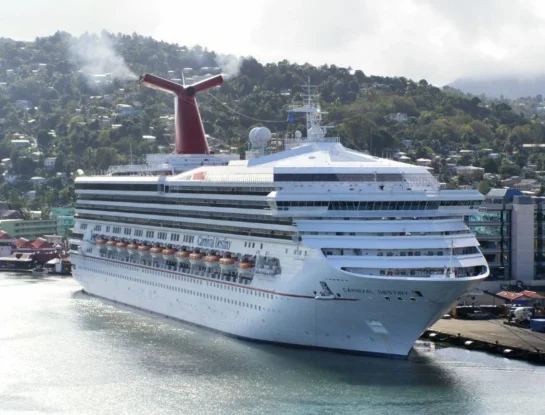 Carnival Destiny: la historia del barco de pasajeros que fue el más grande del mundo entre 1996 y 1998