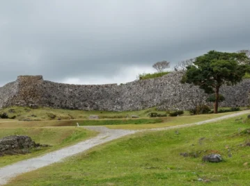 castillo-de-nakijin