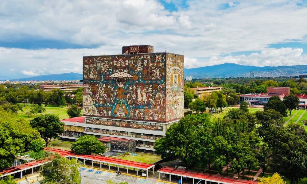 Vistas a la Universidad Nacional Autónoma de México.