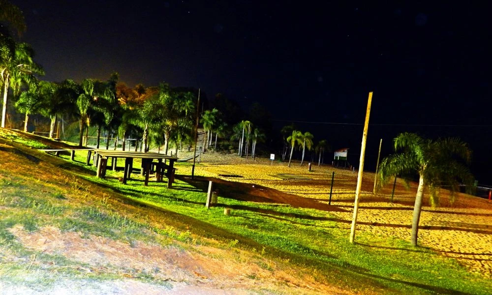 La ciudad de noche.