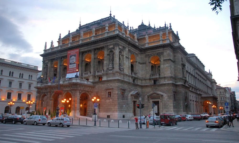 Aspecto de la Ópera Nacional de Hungría.