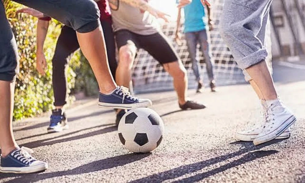 Fútbol.