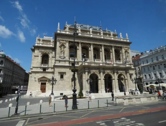 Ópera Nacional de Hungría: la historia de uno de los edificios más prestigiosos de Europa