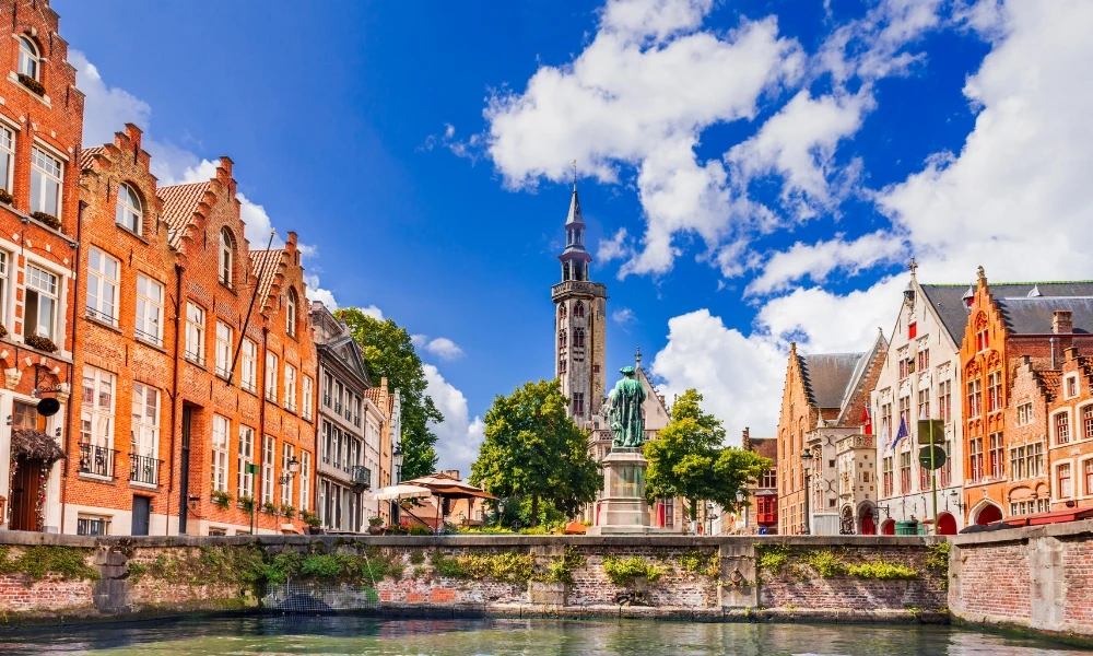 Brujas: curiosidades de la icónica ciudad de Bélgica