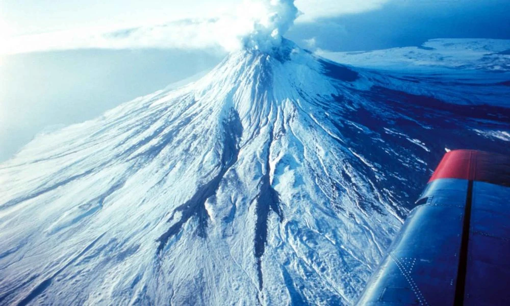 Volcanes con cono.