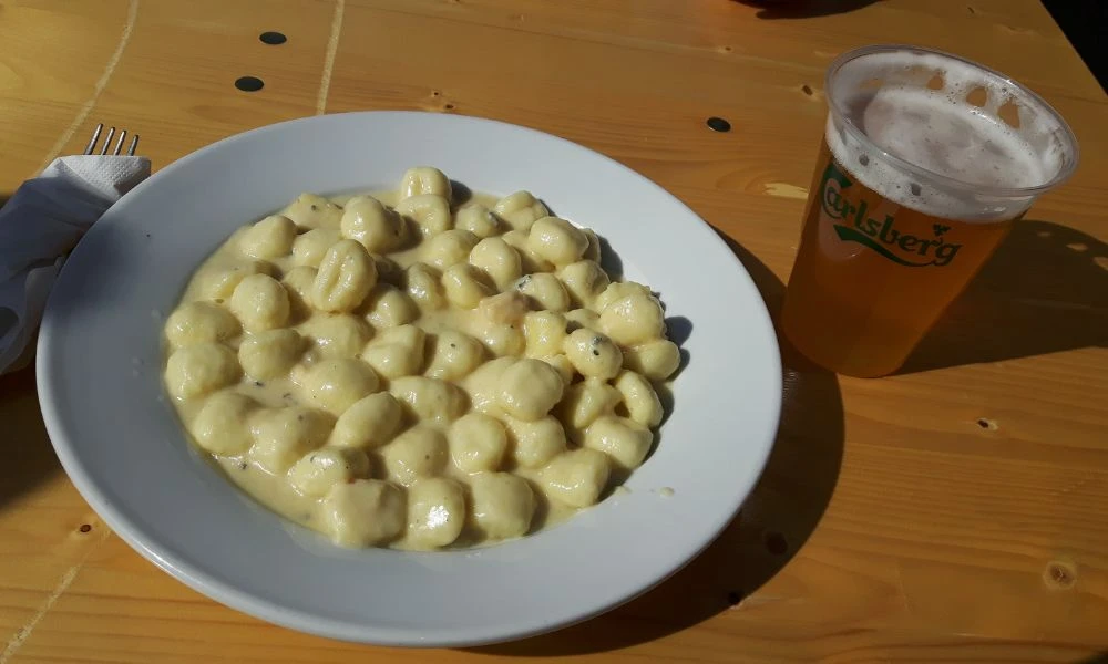Plato de ñoquis.