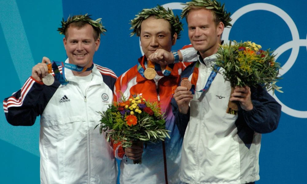 Competidores con sus medallas.