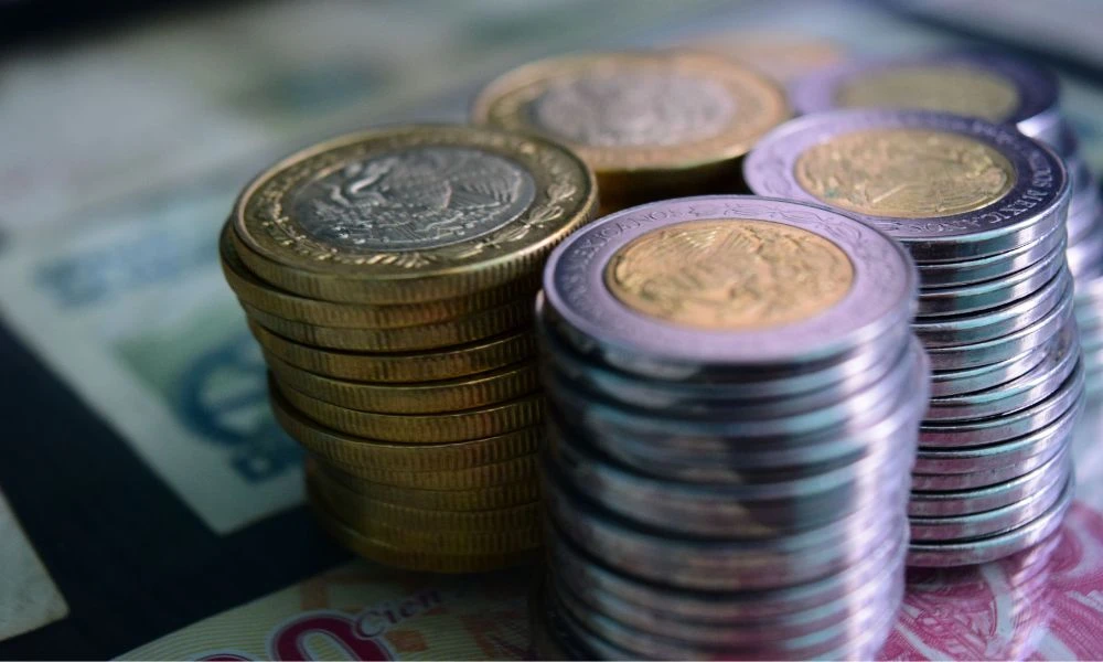Monedas en una pila.