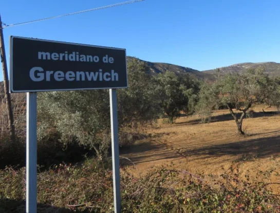 ¿Por qué el meridiano de Greenwich divide al mundo?